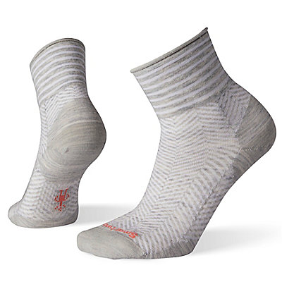 Women's Everyday Herringbone Ankle Boot Socks 1