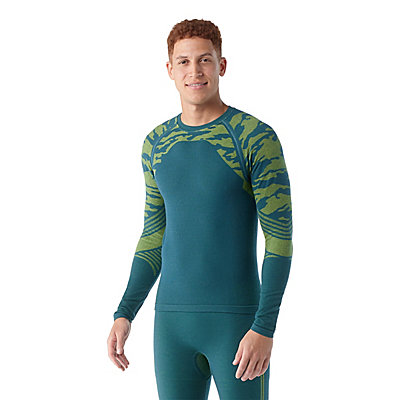 What's the difference between a base layer and a rash vest?